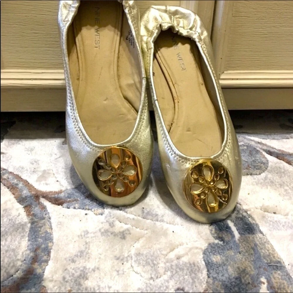 Nine west flats